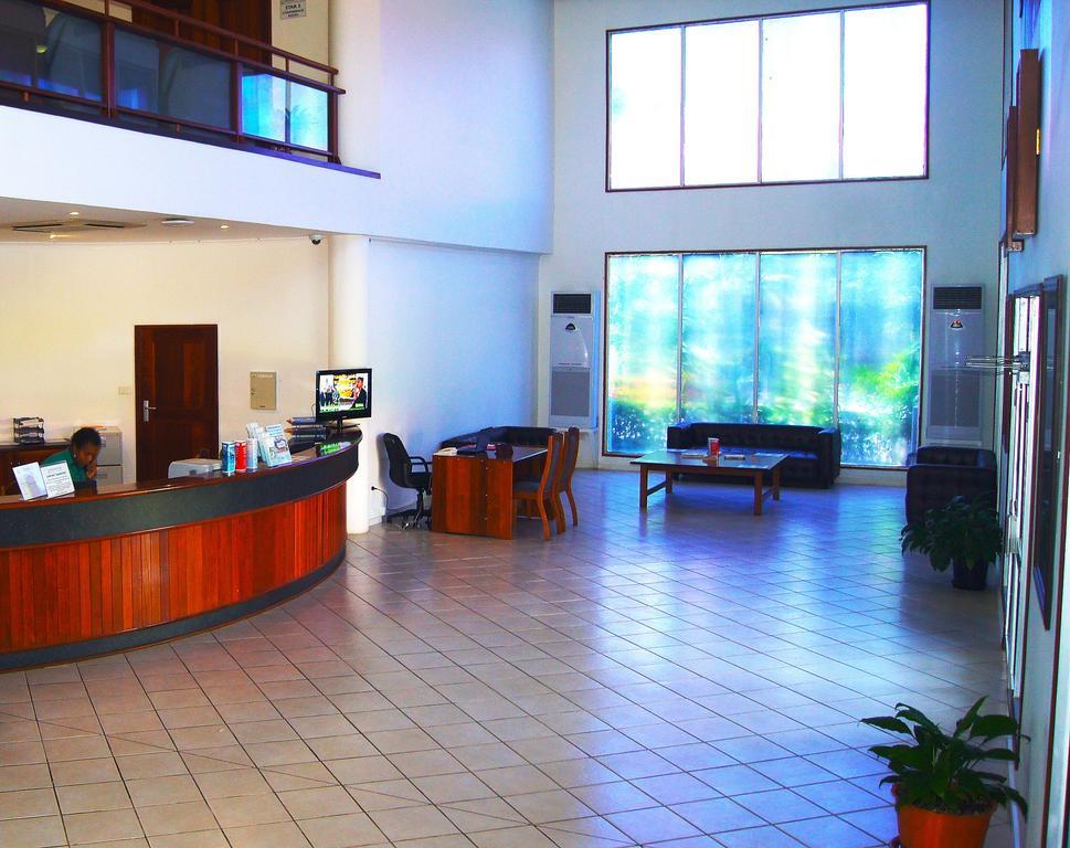 Madang Star International Hotel Екстериор снимка
