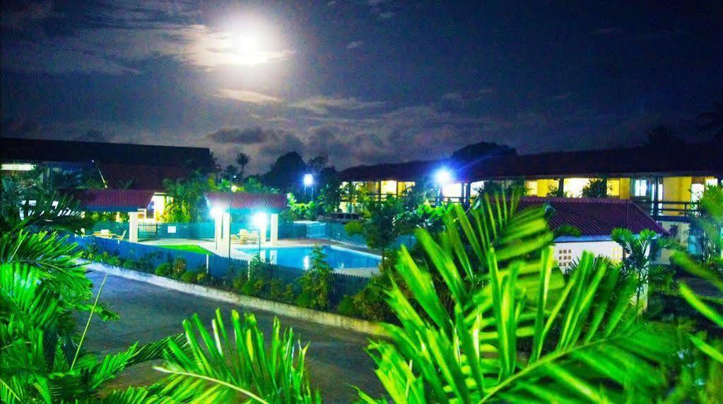 Madang Star International Hotel Екстериор снимка